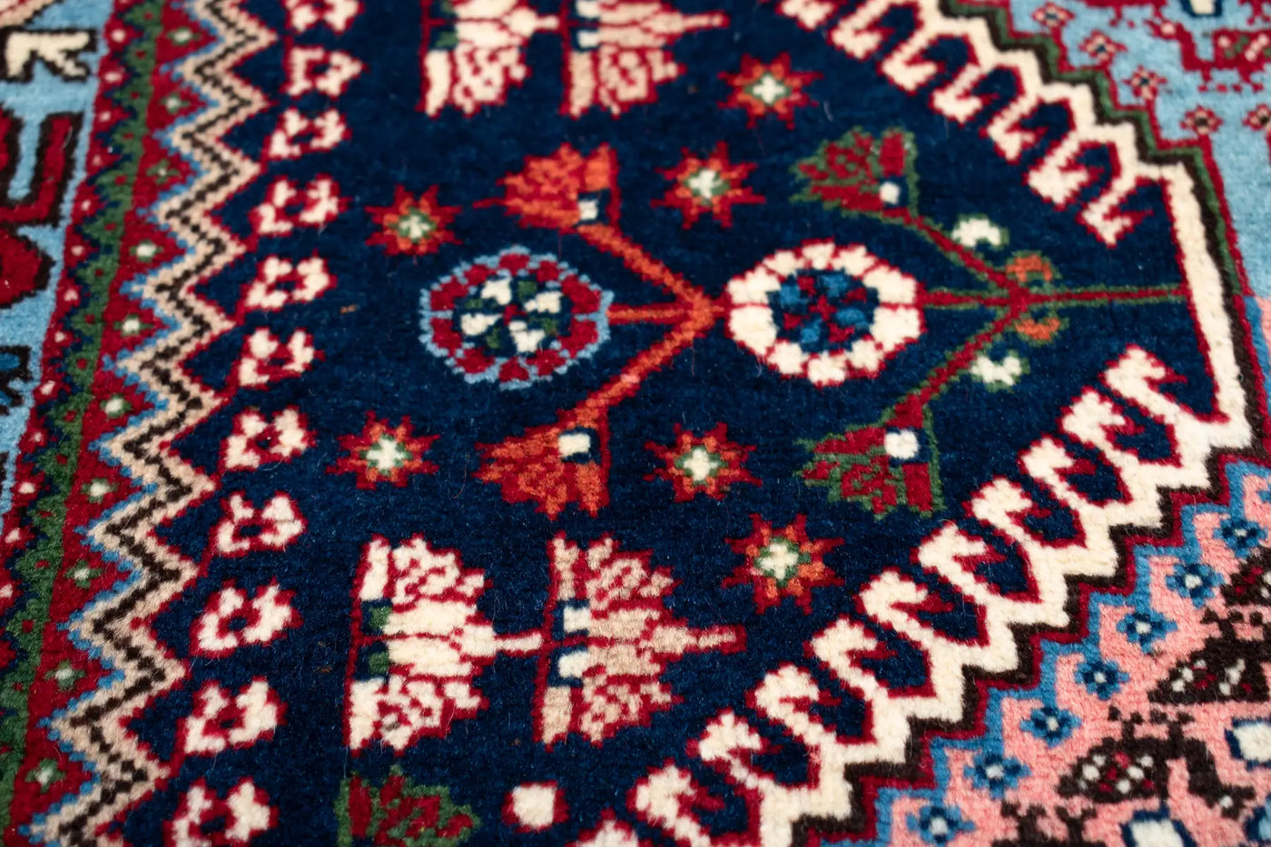Yalameh Kayhan